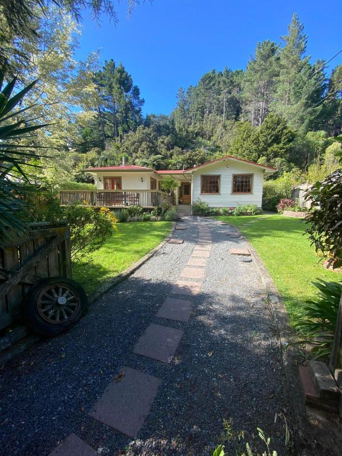 Twin Totara Cottage Ъпър Хът Екстериор снимка