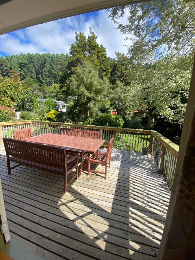 Twin Totara Cottage Ъпър Хът Екстериор снимка